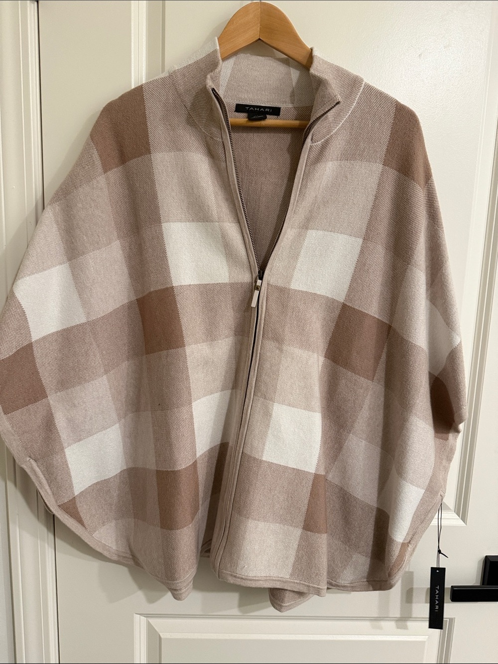 Tahari Neutral Plaid Zip-Front Poncho